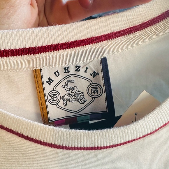 Mukzin Peace T-Shirt - Picture 4 of 4